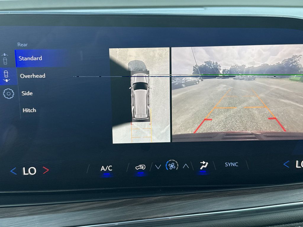 Used 2025 Chevrolet Tahoe LS RWD image 52
