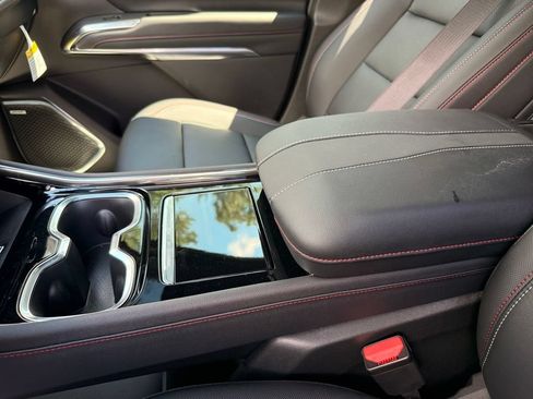 New 2026 Chevrolet Traverse Z71 w/ Enhanced Driving Package AWD/4WD image 24