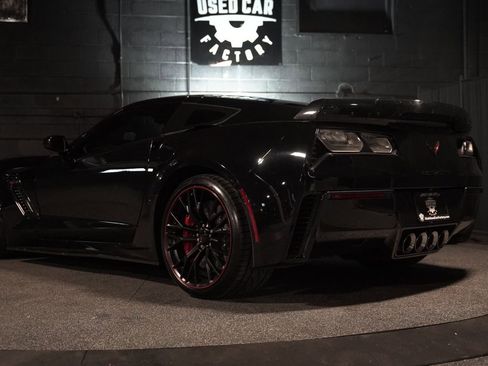 Used 2018 Chevrolet Corvette Z06 RWD image 5