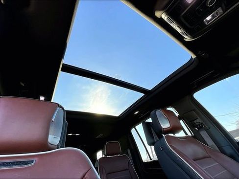 Used 2024 GMC Yukon XL Denali Ultimate image 24