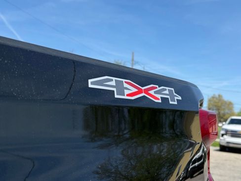 Used 2021 Chevrolet Silverado 1500 LT w/ True North Edition Plus image 12