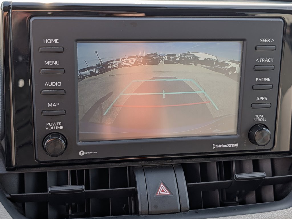 Used 2021 Toyota RAV4 XLE w/ Convenience Package FWD image 19