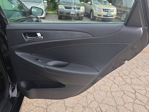 Used 2013 Hyundai Sonata SE FWD image 24