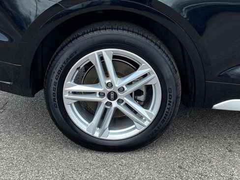 Used 2021 Audi Q5 e Premium Plus w/ Premium Plus Package AWD/4WD image 12