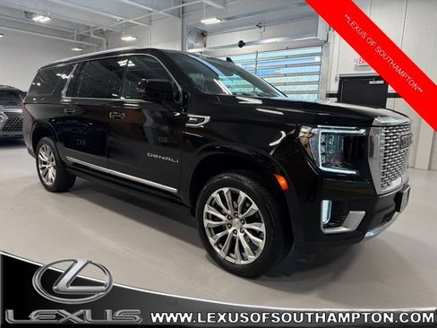 Used 2023 GMC Yukon XL Denali w/ Max Trailering Package AWD/4WD image 1