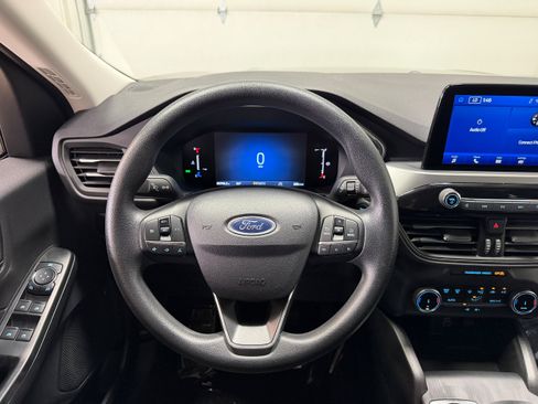 Used 2025 Ford Escape Active AWD/4WD image 16