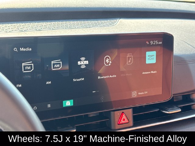 Certified 2026 Kia Carnival EX FWD image 28