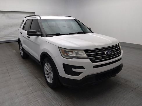 Used 2017 Ford Explorer FWD image 13