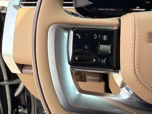 New 2026 Land Rover Range Rover Autobiography AWD/4WD image 36