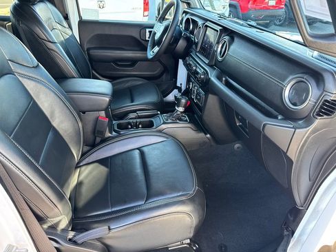 Certified 2023 Jeep Wrangler Unlimited Sahara image 16