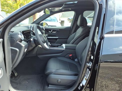Used 2026 Mercedes-Benz GLC 300 4MATIC image 10