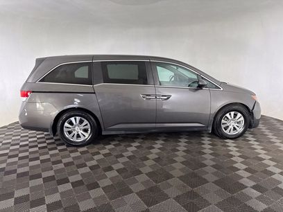 Used 2016 Honda Odyssey SE