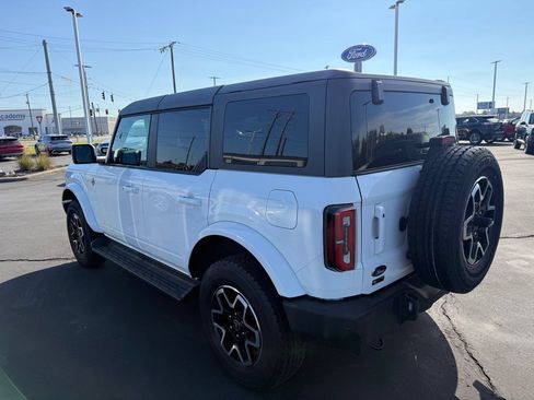 Used 2025 Ford Bronco Outer Banks AWD/4WD image 4