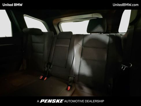 Used 2019 Jeep Grand Cherokee Laredo image 12