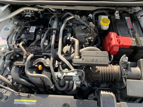 Used 2025 Nissan Sentra SV image 30