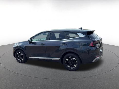 Used 2026 Kia Sportage LX FWD image 8