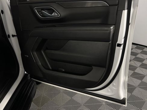 Used 2023 GMC Yukon AT4 image 34