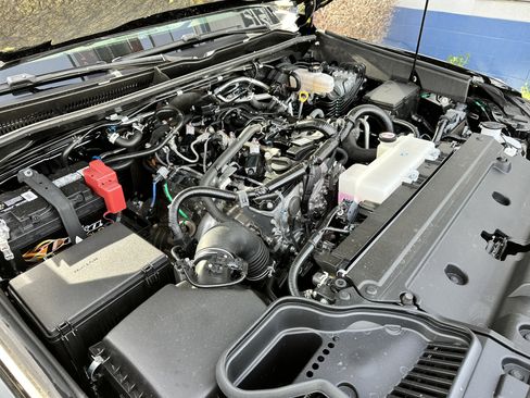 Used 2025 Toyota 4Runner SR5 image 16