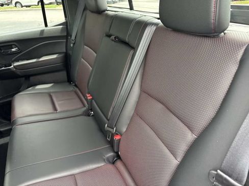 Certified 2022 Honda Ridgeline Black Edition image 15