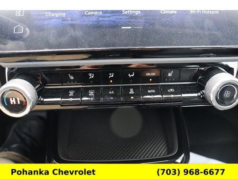 New 2027 Chevrolet Bolt LT w/ Comfort Package image 17