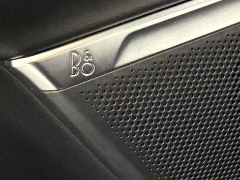 Used 2025 Ford Expedition Tremor image 19