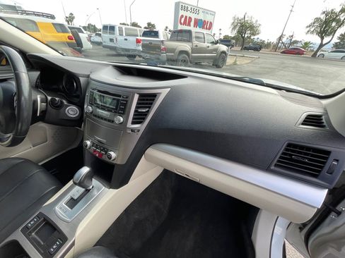 Used 2013 Subaru Outback 2.5i Premium w/ All-Weather Pkg AWD/4WD image 25