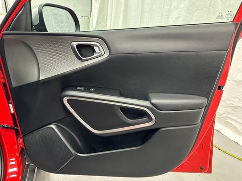 Used 2022 Kia Soul X-Line FWD image 51