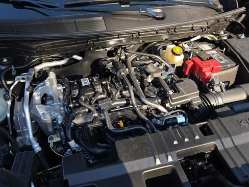 New 2026 Nissan Kicks SV w/ Cold Weather Package FWD image 17