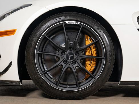 Used 2014 Mercedes-Benz SLS AMG Black Series image 45