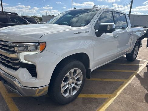 Used 2022 Chevrolet Silverado 1500 LTZ image 5