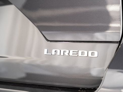 New 2025 Jeep Grand Cherokee Laredo X w/ Luxury Tech Group I image 6