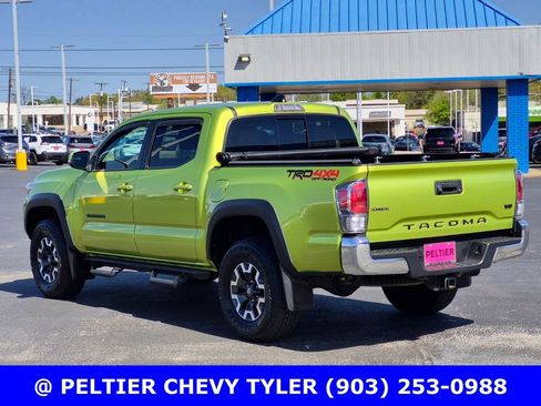 Used 2023 Toyota Tacoma TRD Off-Road image 4