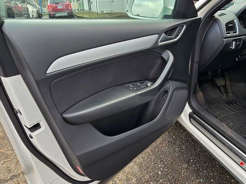 Used 2018 Audi Q3 2.0T Premium image 18