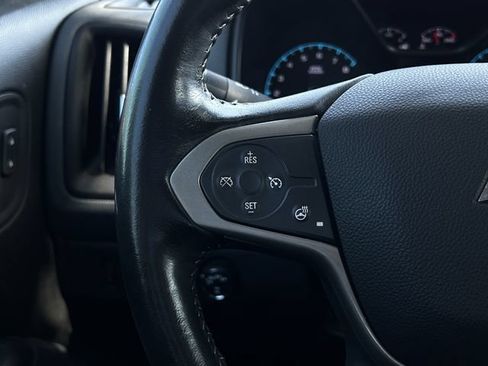 Used 2019 Chevrolet Colorado Z71 AWD/4WD image 14
