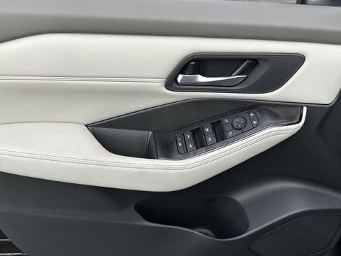 New 2026 Nissan Rogue SV AWD/4WD image 22