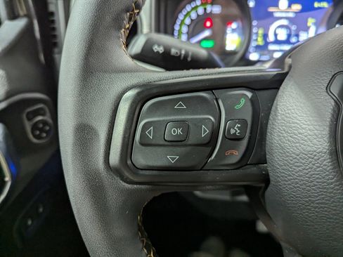 Used 2024 Jeep Wrangler Sport S image 17