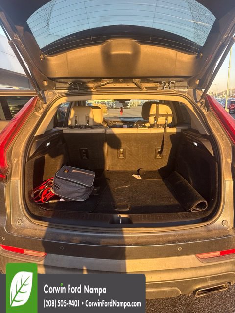 Used 2019 Cadillac XT4 Luxury FWD image 11