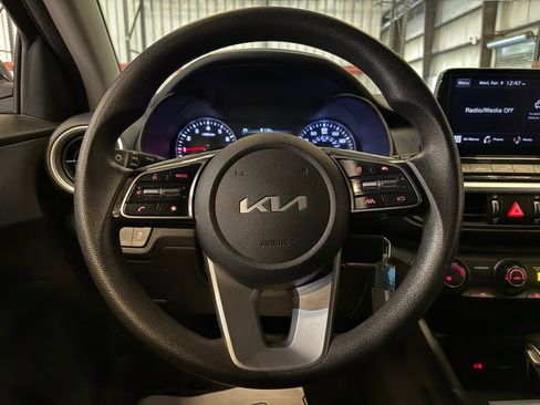 Used 2022 Kia Forte LXS image 23