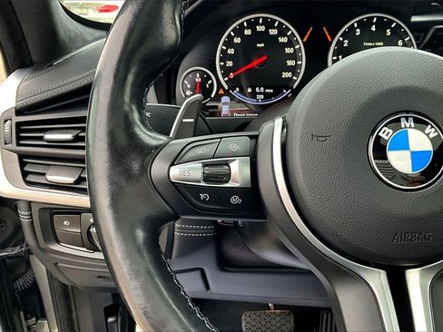 Used 2018 BMW X6 M image 11