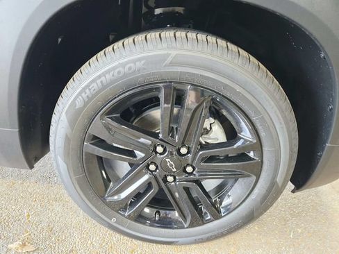 New 2026 Chevrolet TrailBlazer LT w/ Convenience Package FWD image 13