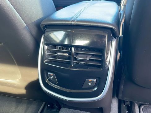 Used 2016 Cadillac XTS Luxury w/ Driver Awareness Package image 22