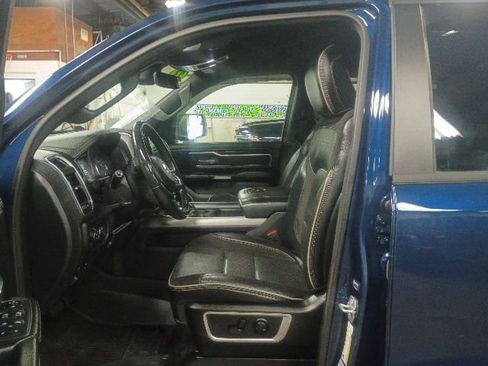 Used 2023 RAM 1500 Laramie AWD/4WD image 7