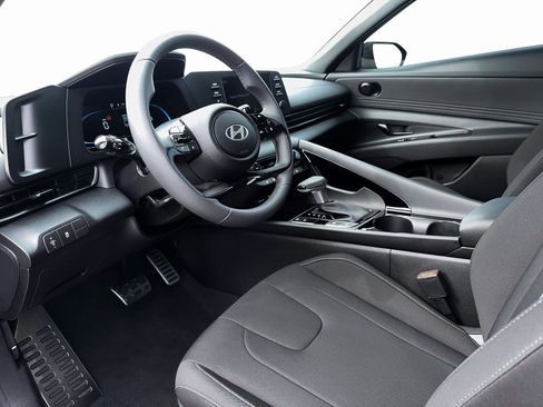 New 2026 Hyundai Elantra SEL Sport Premium w/ Cargo Package image 13