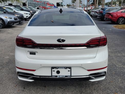 Certified 2020 Kia Cadenza Limited image 5