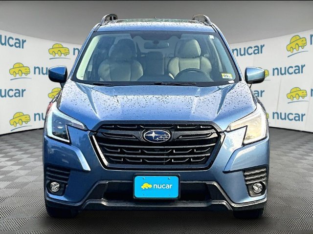 Used 2024 Subaru Forester Premium AWD/4WD image 3
