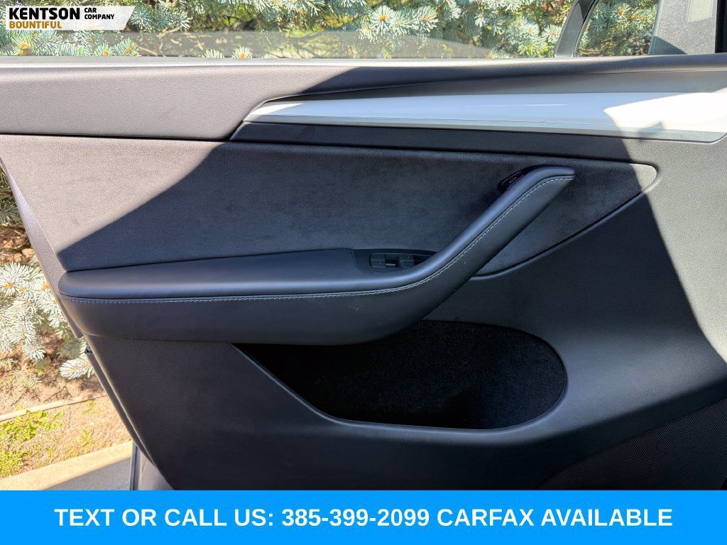 Used 2024 Tesla Model Y Performance AWD/4WD image 15