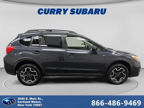 Used 2016 Subaru Crosstrek 2.0i Premium w/ Moonroof Package AWD/4WD image 6