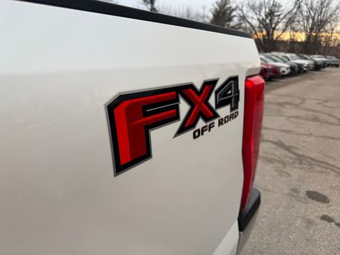 Used 2017 Ford F350 Lariat w/ Lariat Ultimate Package image 16