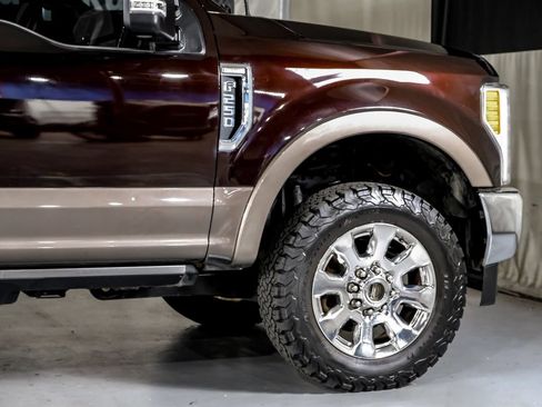 Used 2018 Ford F250 King Ranch w/ King Ranch Ultimate Package AWD/4WD image 6