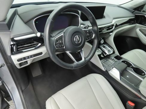 Used 2022 Acura MDX Technology image 9